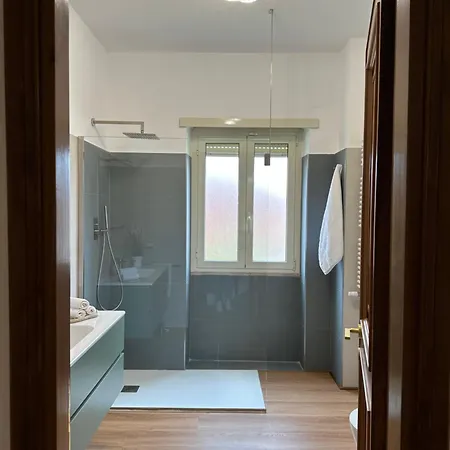 La Del Cedro * Ачилия